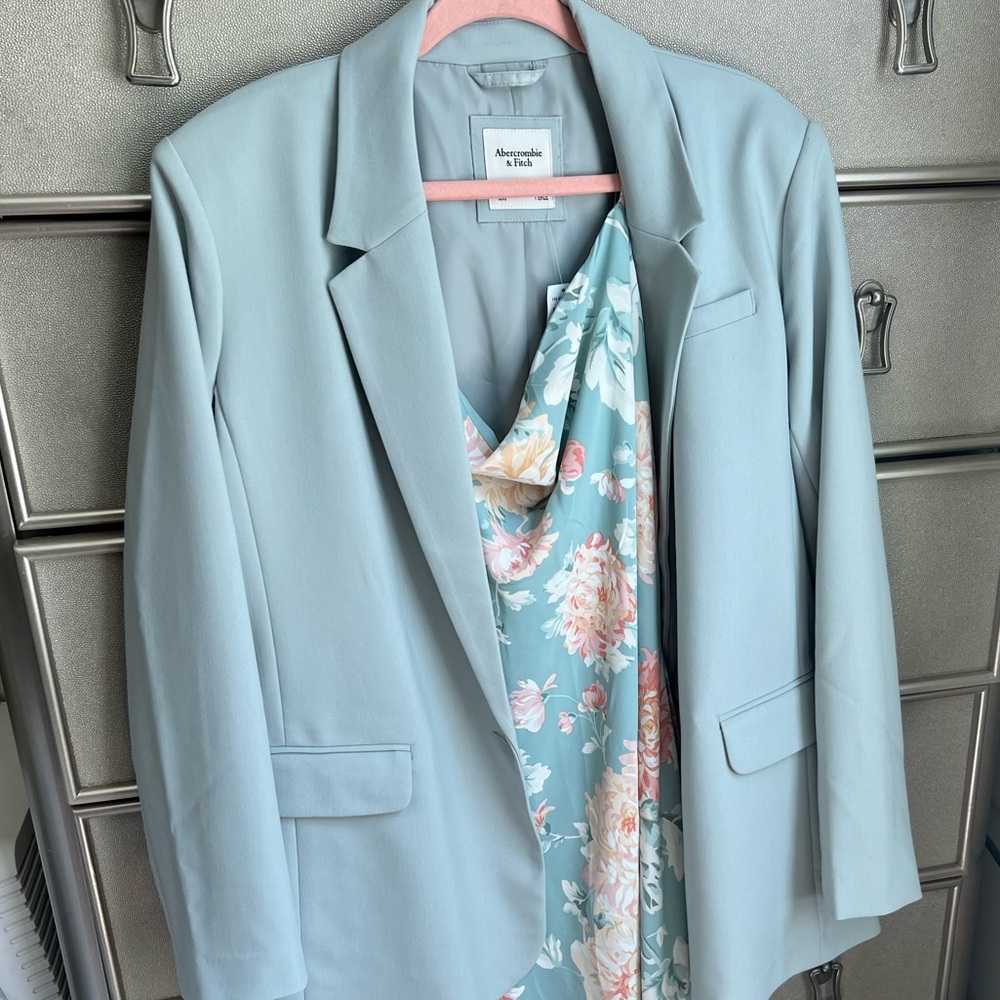Abercrombie & Fitch | light green blazer XL